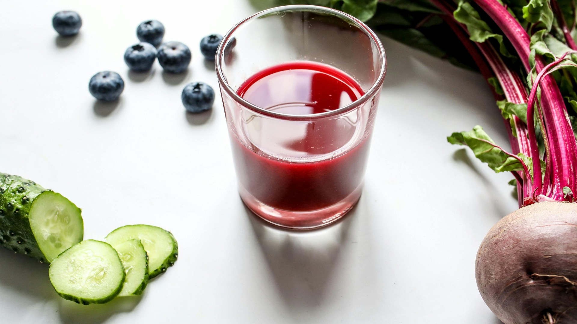 The Truth About Detox Diets and Juice Cleanses